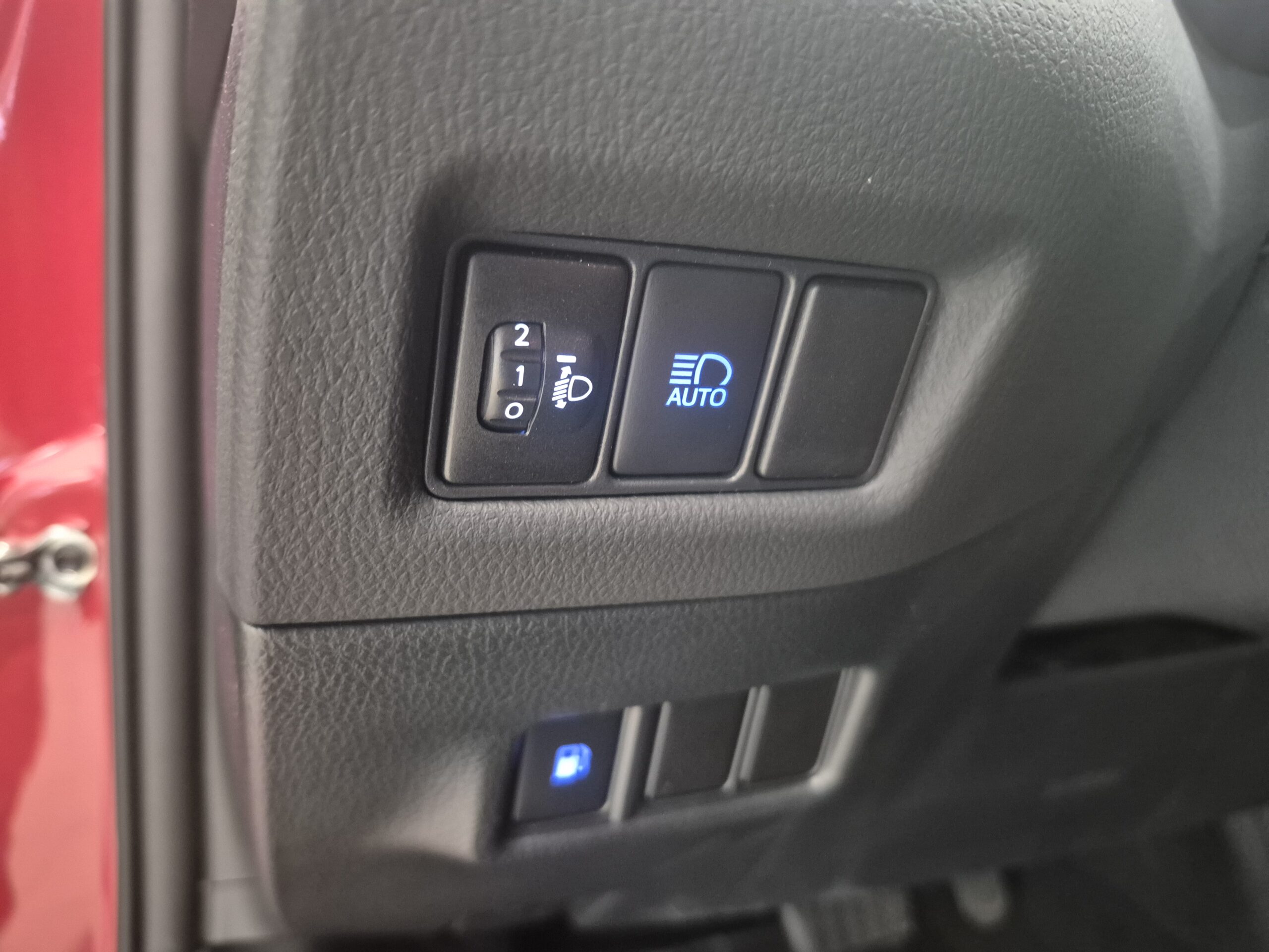 Toyota C-HR - Imagen 19