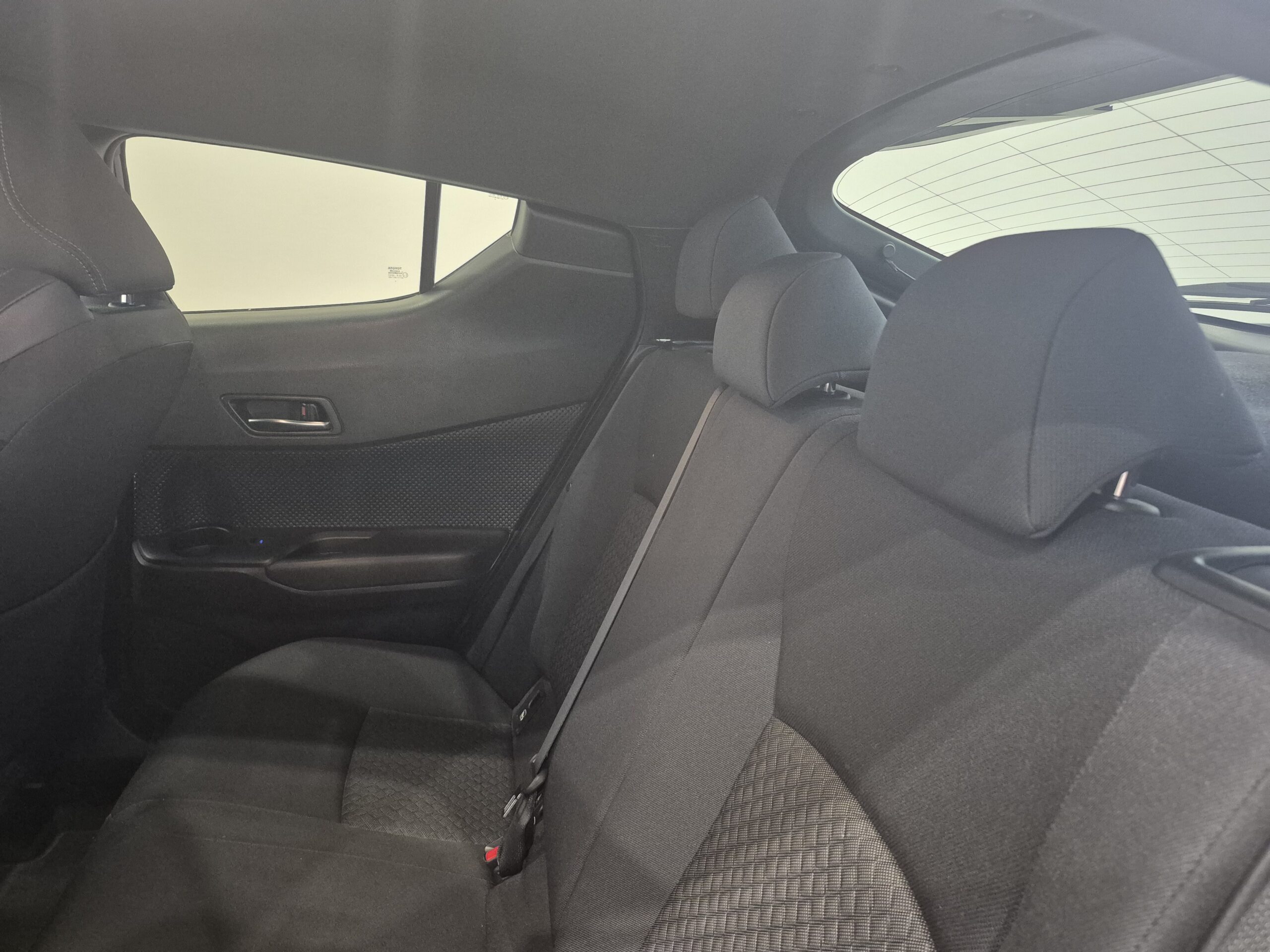 Toyota C-HR - Imagen 24