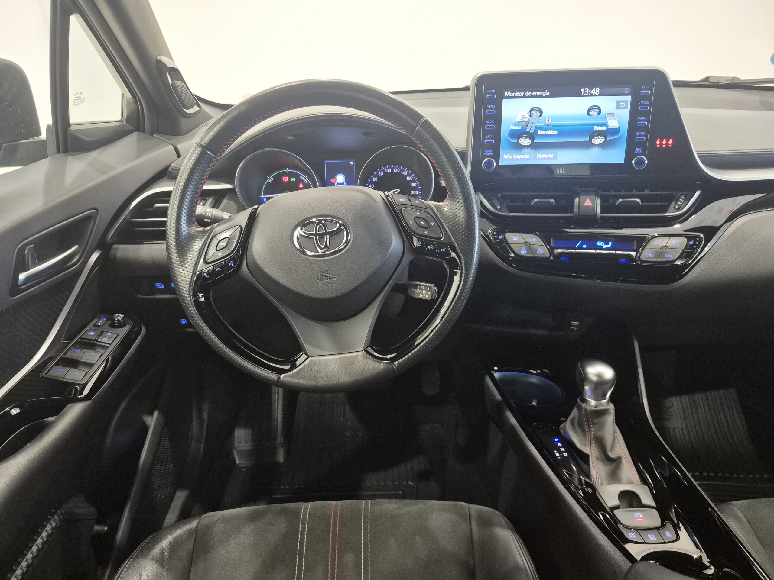 Toyota C-HR - Imagen 10