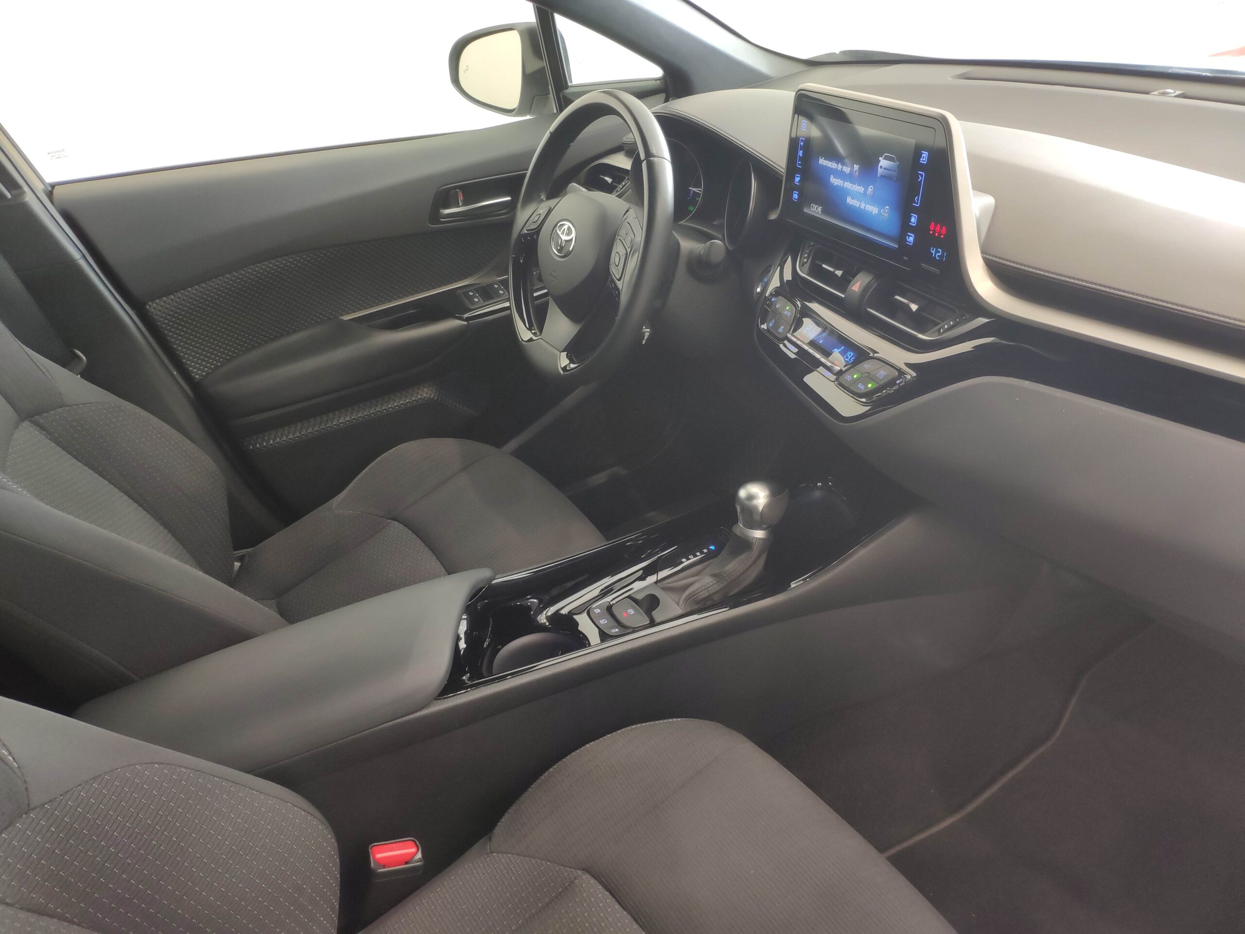 Toyota C-HR - Imagen 26